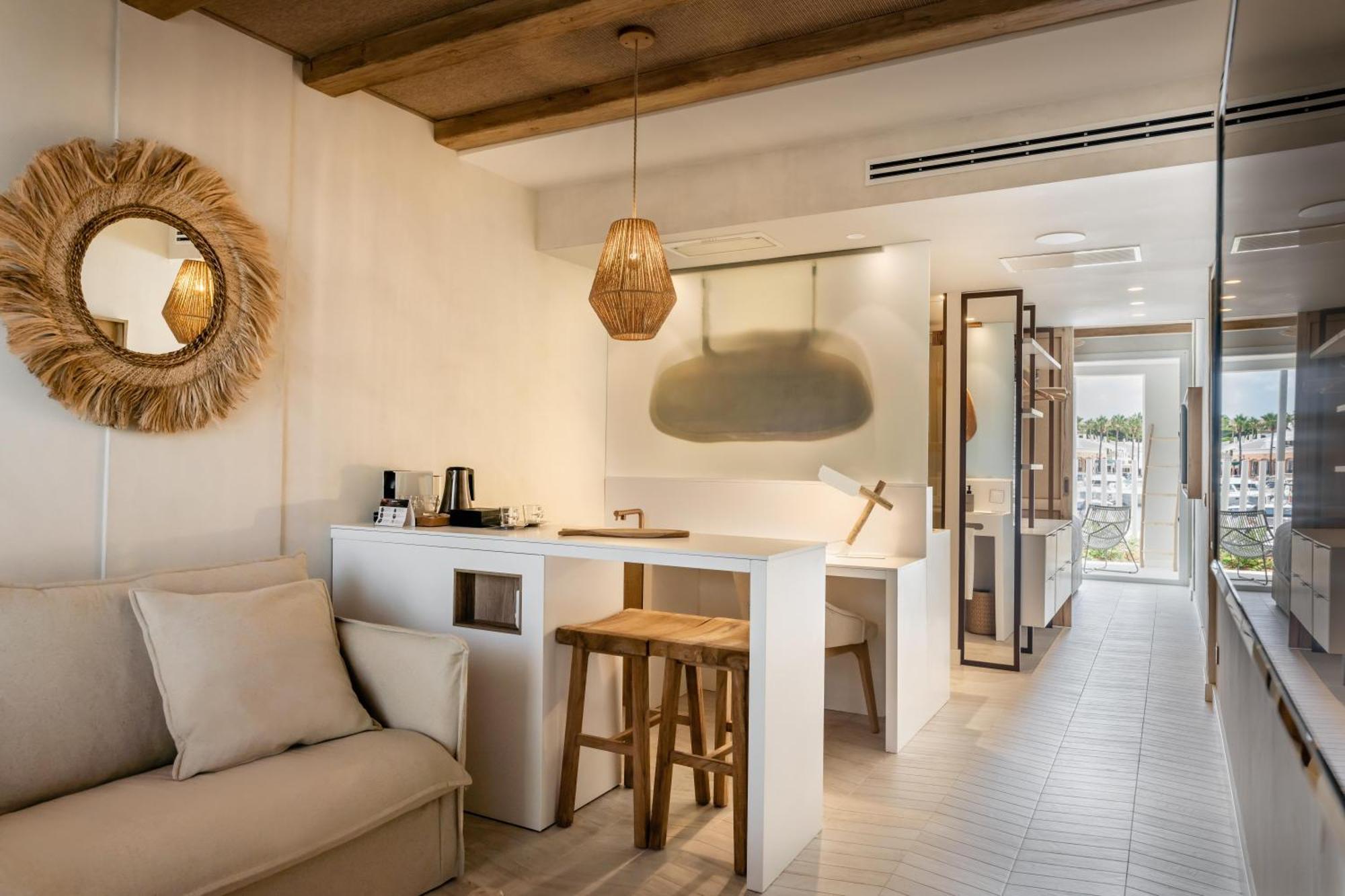 Lago Resort Menorca - Suites Del Lago Adults Only Cala en Bosch Exteriér fotografie